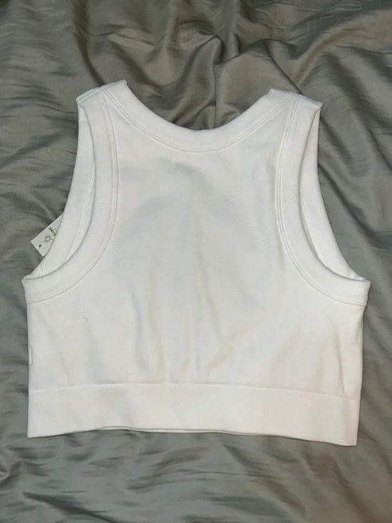 aerie XL White Ribbed Cropped Tank Top NWT - Picture 3 of 4